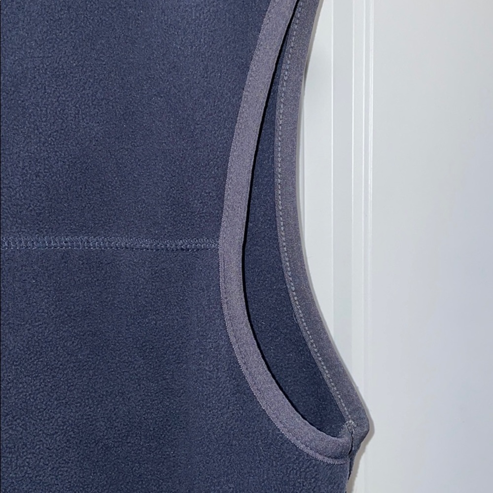 Gap fleece jacket Vest - large - Picture 6 of 10